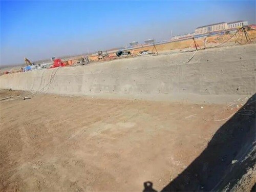 让胡路高铁桩基础建设